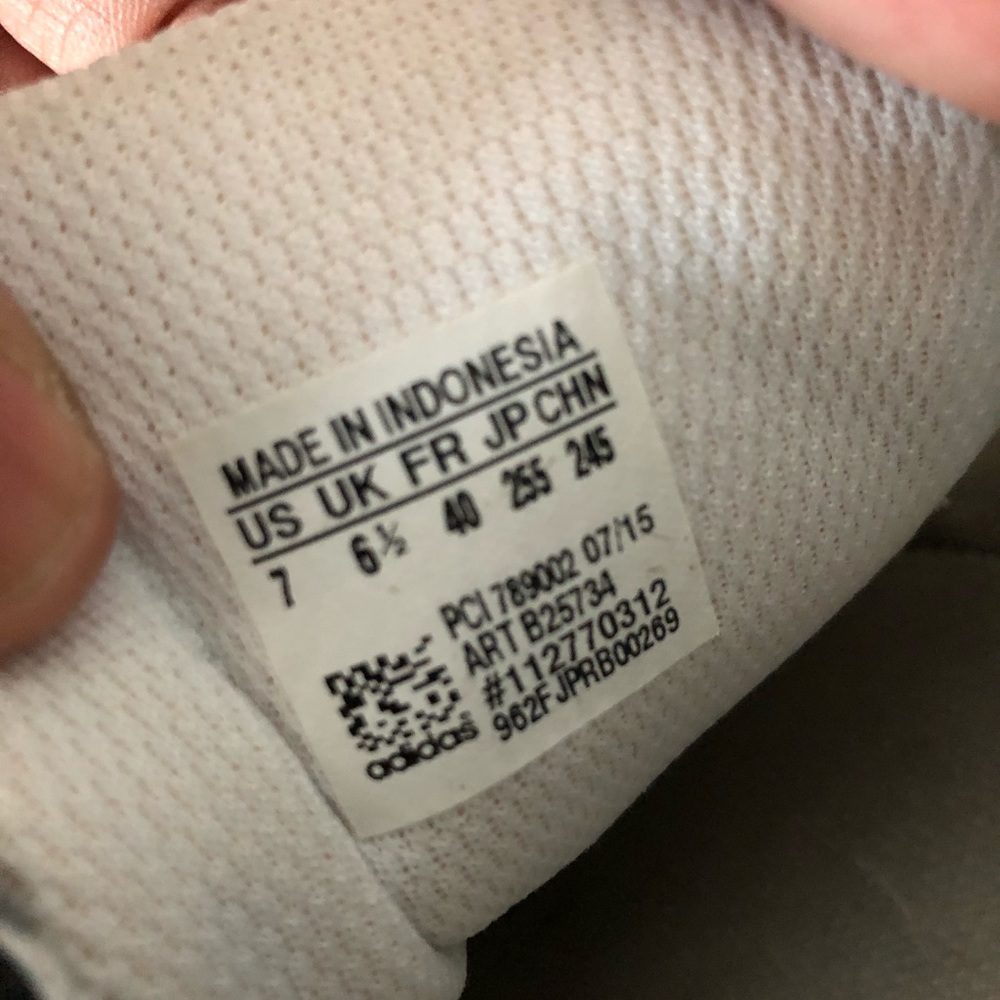 Adidas Shell Toe - Picture 7 of 8